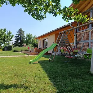  Appartement Avec Terrasse Au Calme